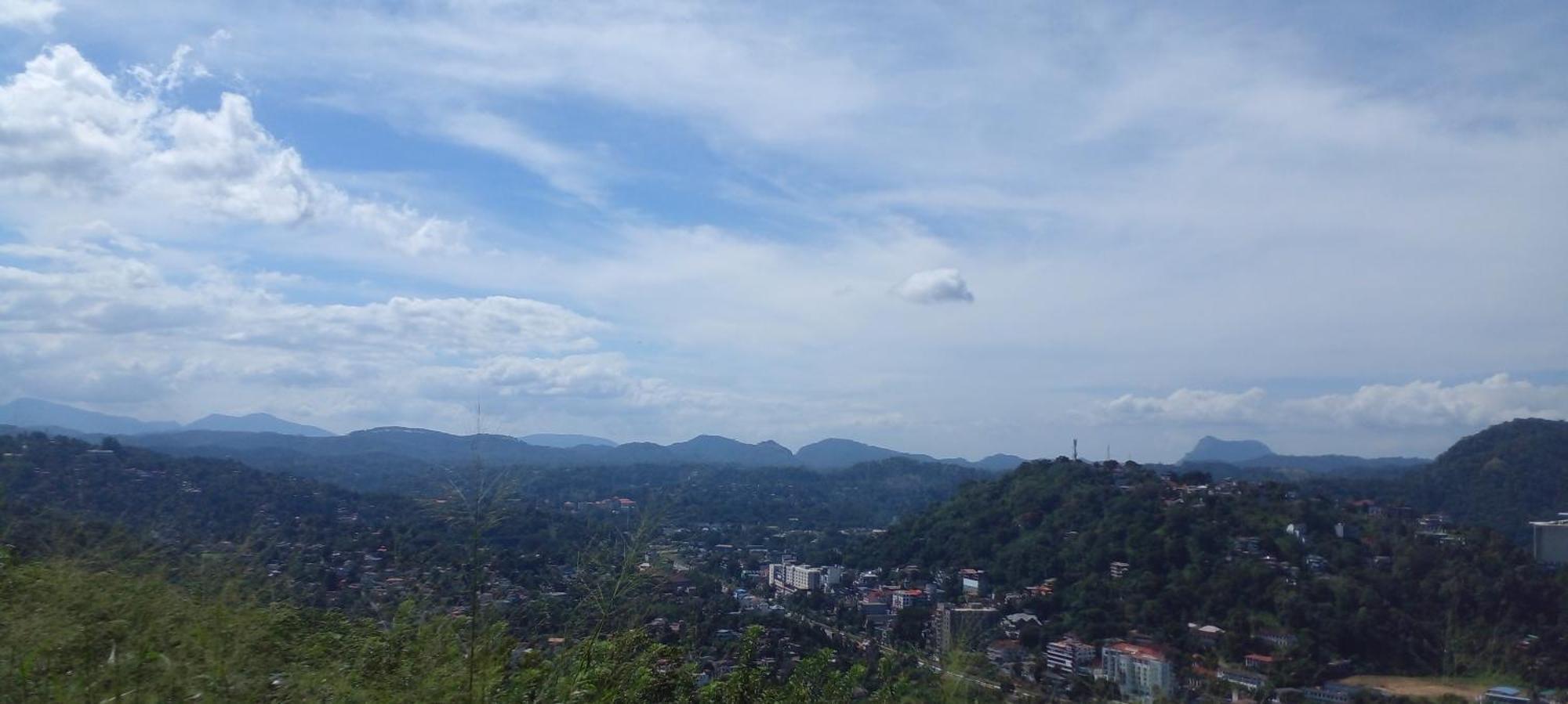 Lawan One Kandy Exteriér fotografie
